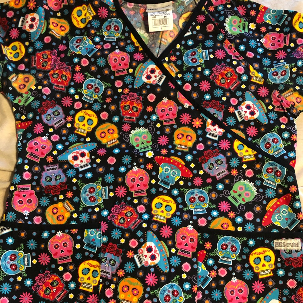 Sugar skulls scrub top